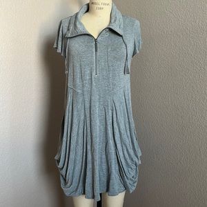 Kensie knit short sleeves dress.